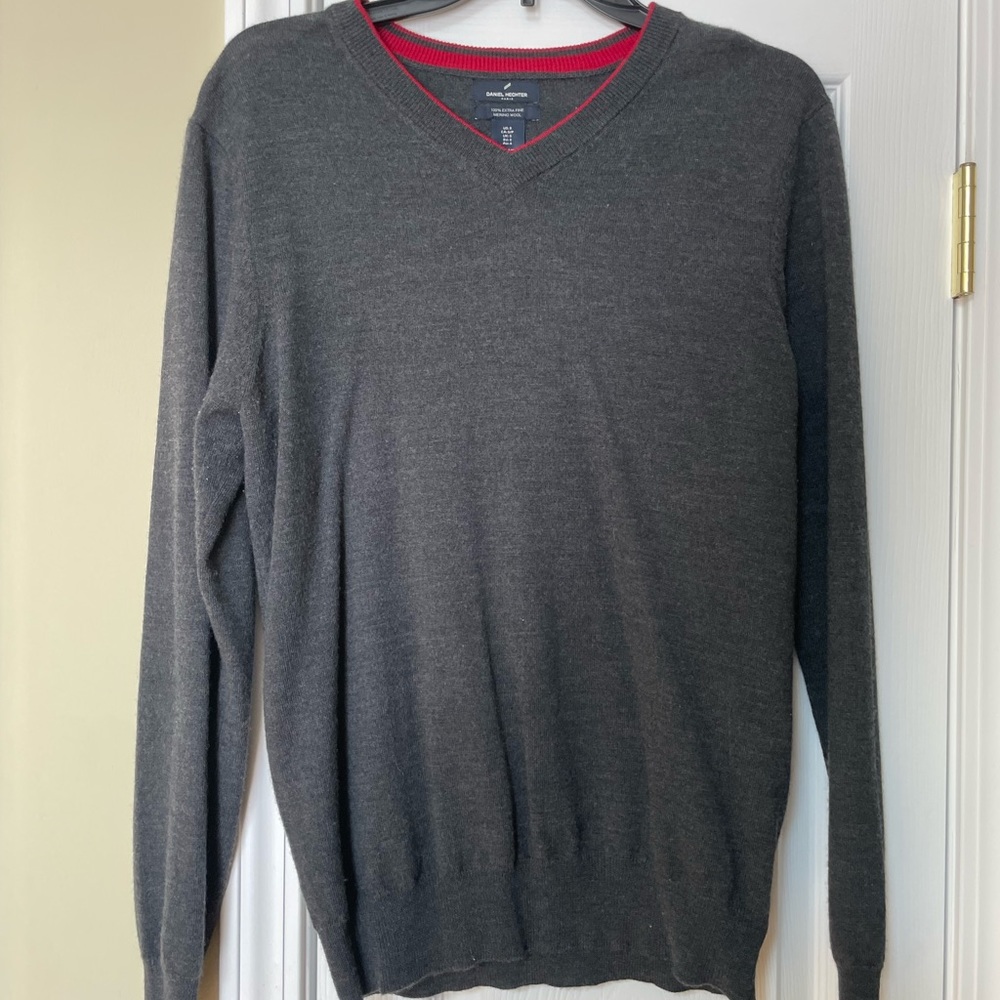 V-neck sweater